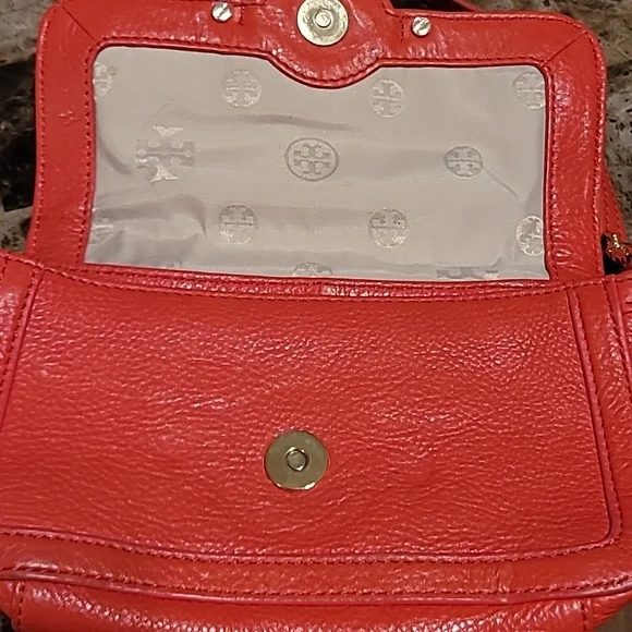 Tory Burch Cross Body Bag pebbled leather Red